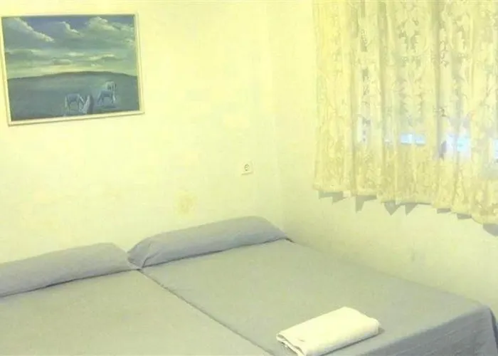 בית הארחה Iglesias *